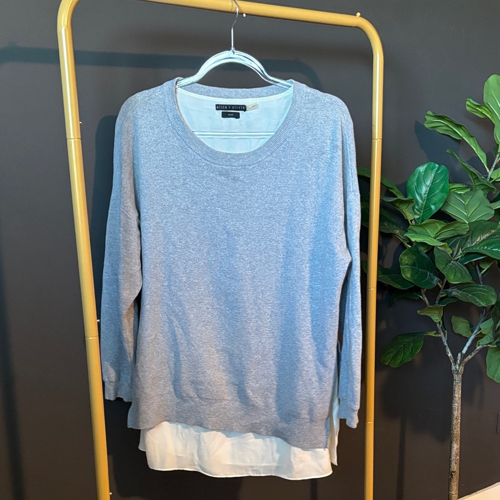 Alice + Olivia Light Gray Women's Sweater